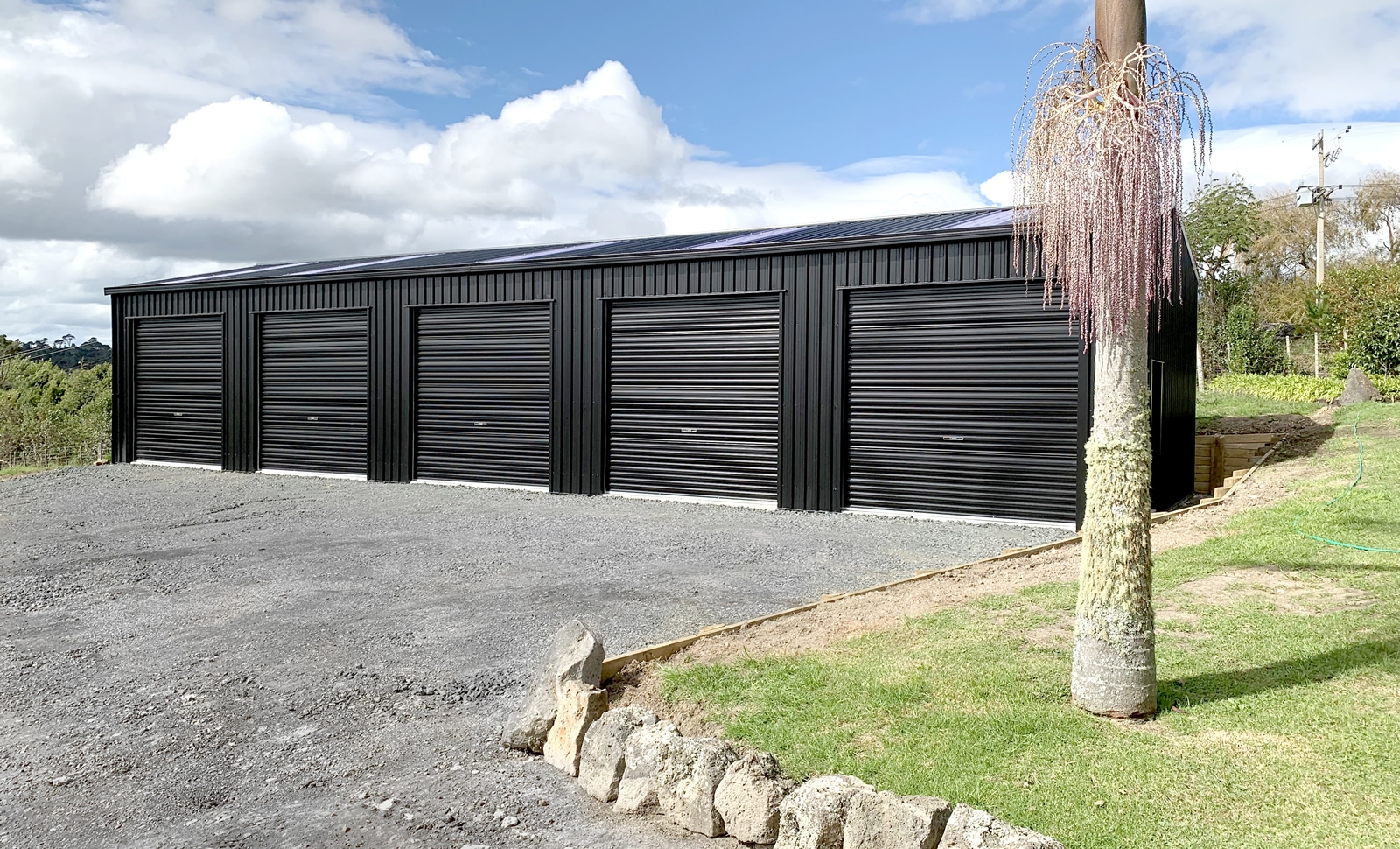 5 Bay Garage 140m2